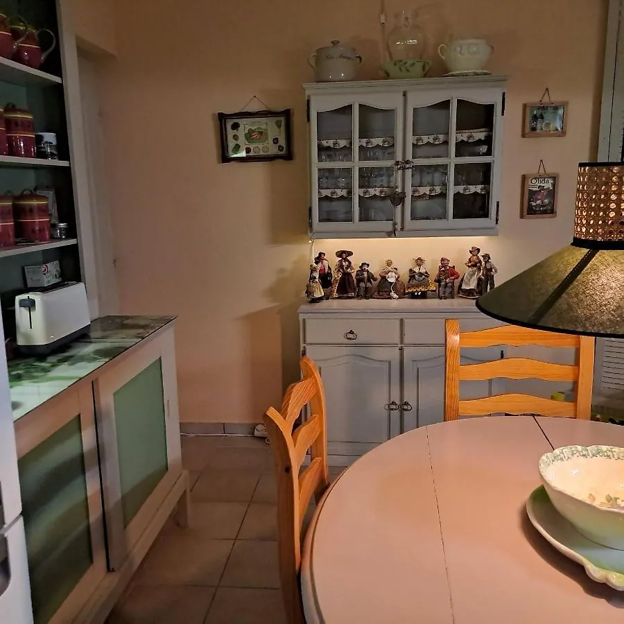 Bed and Breakfast Les Cerises Saint-Saturnin-d'Apt 0*,